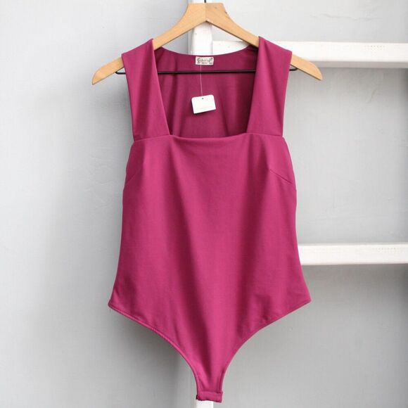 Free People Intimately Raspberry Pink She's So Sleek Thong Bodysuit Size Medium - Picture 1 of 6